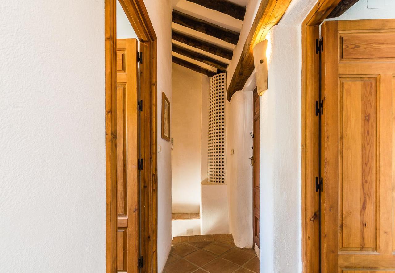 Casa Mundo - 16Th Century Traditional White Village House With Pool Pinos del Valle Kültér fotó